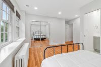 Luxury Tudor-Style Townhouse in Historic Foxhall Village - Image 9