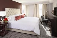 Modern Luxury Apartment in Bethesda | Pool, Gym & Rooftop Views - Image 8